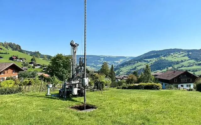 PAC géothermique sur sondes verticales : forage profond dans le Nord vaudois